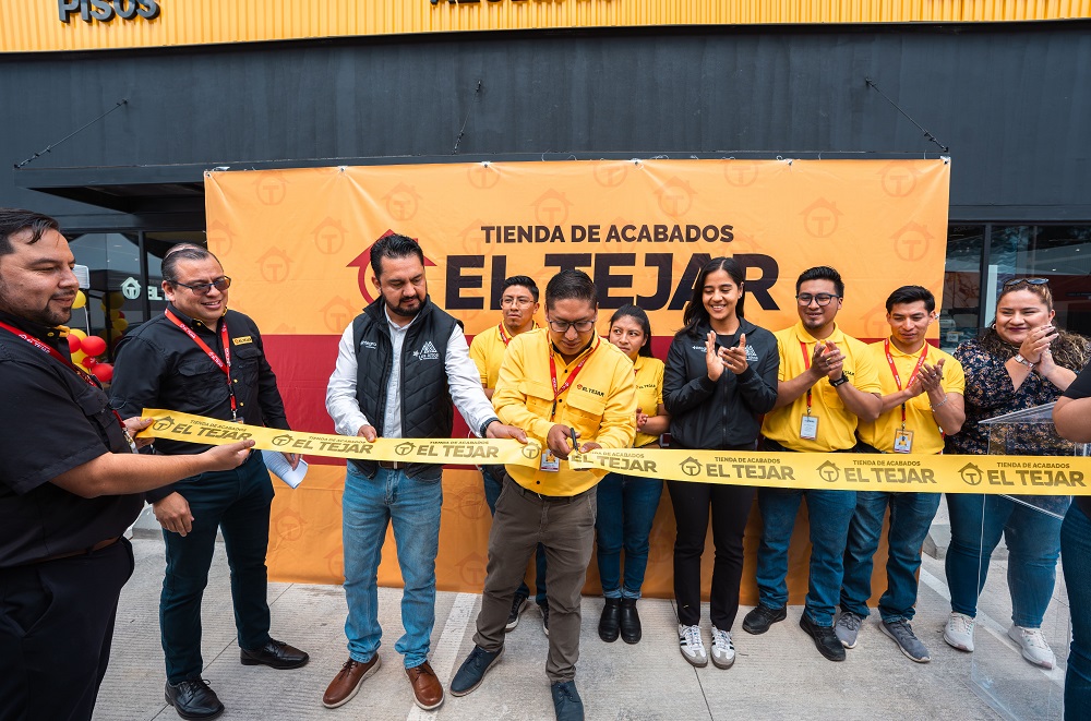 El Tejar inaugura nueva tienda en Toto